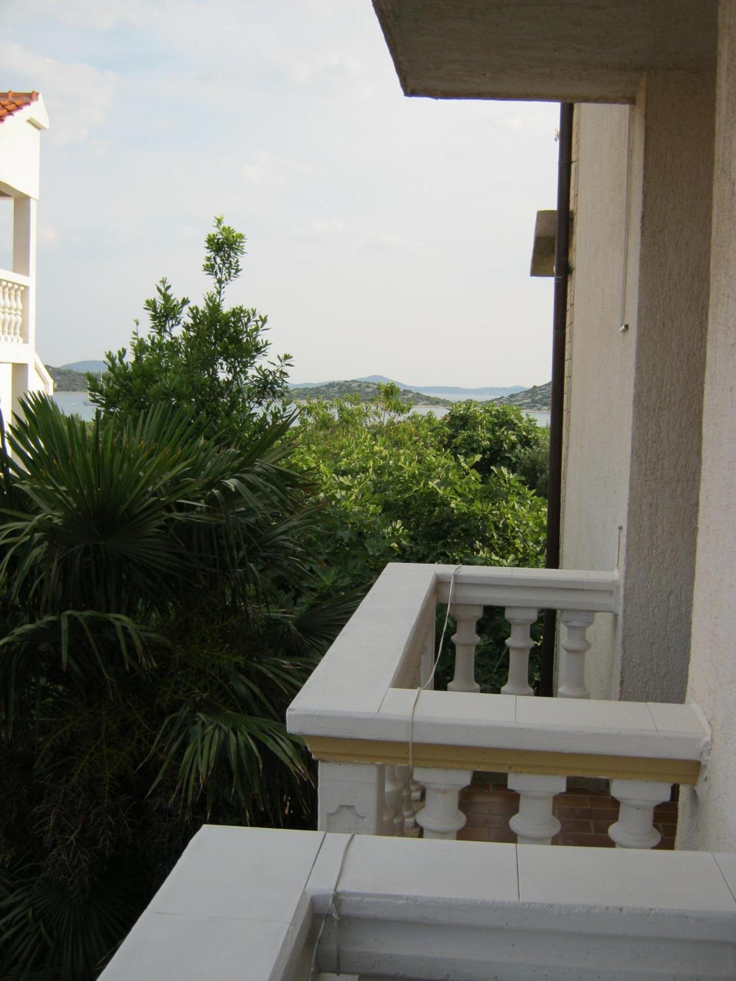 Apartments Nestor Tribalj Rum bild